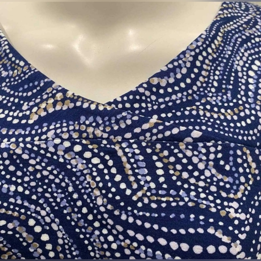 Chico's Ripple Dots Cross Neck 3/4 Sleeve. Kyoto Indigo. - Picture 6 of 10